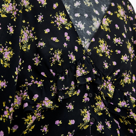 ZARA| FLORAL PRINTED CROP TOP - Picture 8 of 13